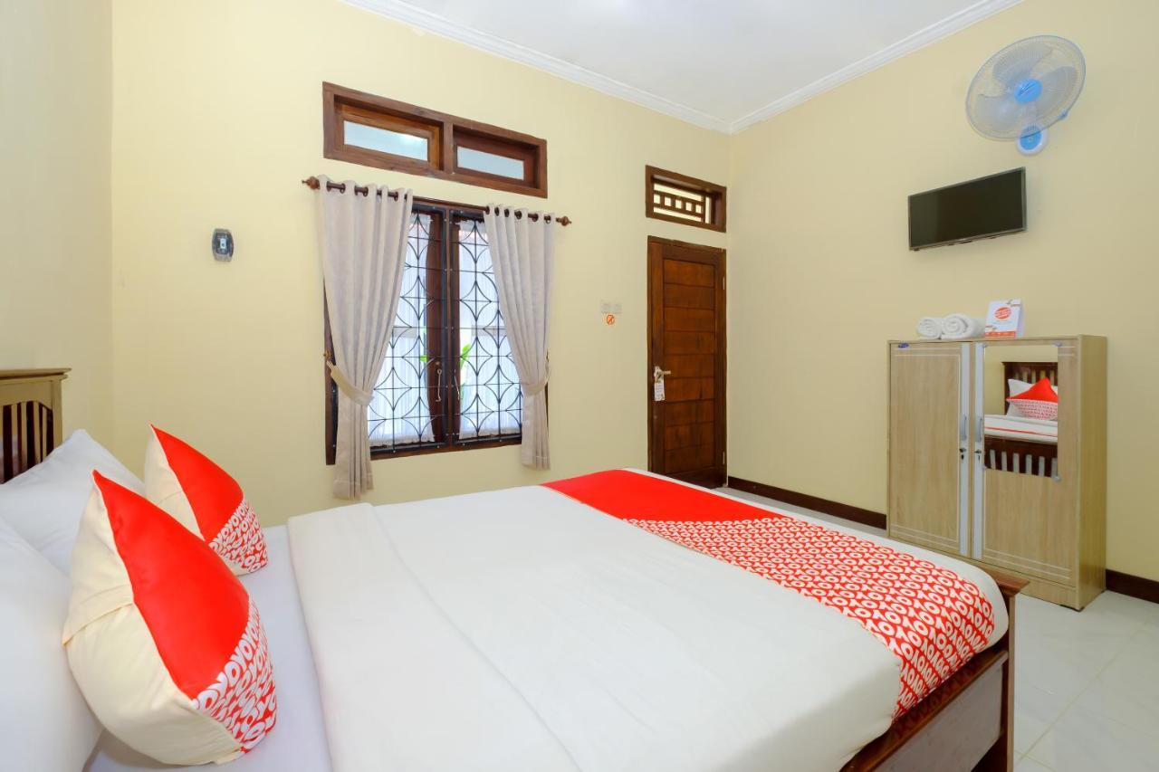 Oyo 2864 Mangsit Garden Homestay Экстерьер фото