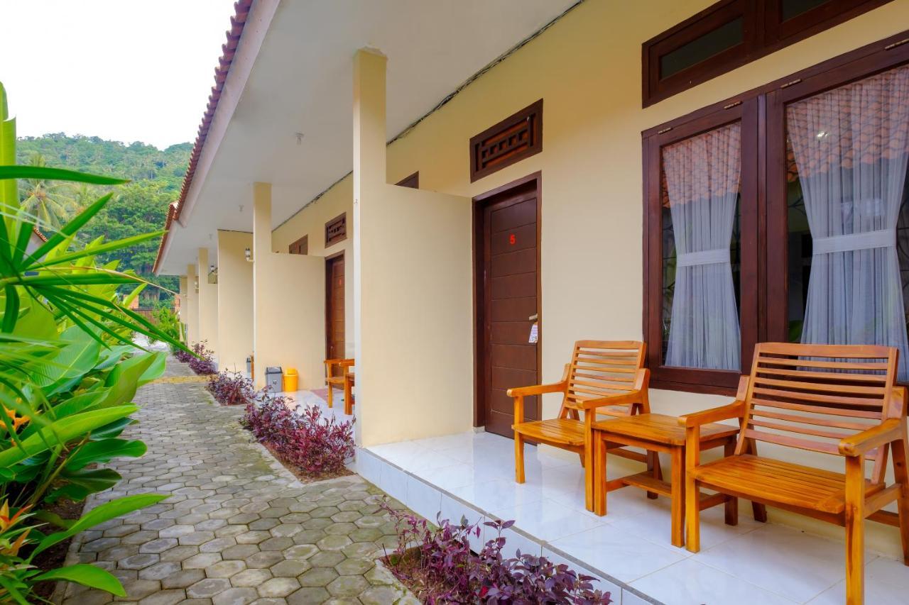 Oyo 2864 Mangsit Garden Homestay Экстерьер фото