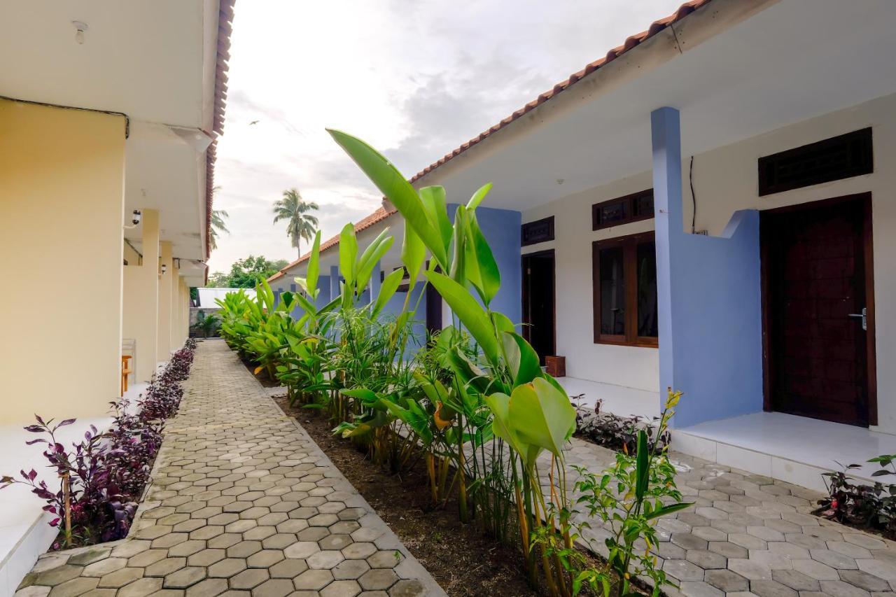 Oyo 2864 Mangsit Garden Homestay Экстерьер фото