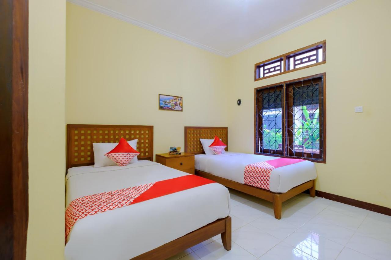 Oyo 2864 Mangsit Garden Homestay Экстерьер фото