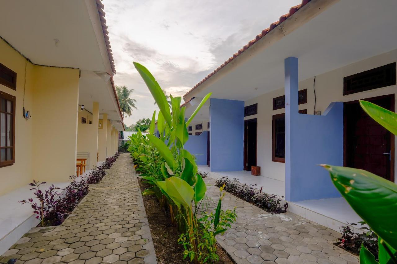 Oyo 2864 Mangsit Garden Homestay Экстерьер фото